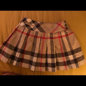 Burberry skirt